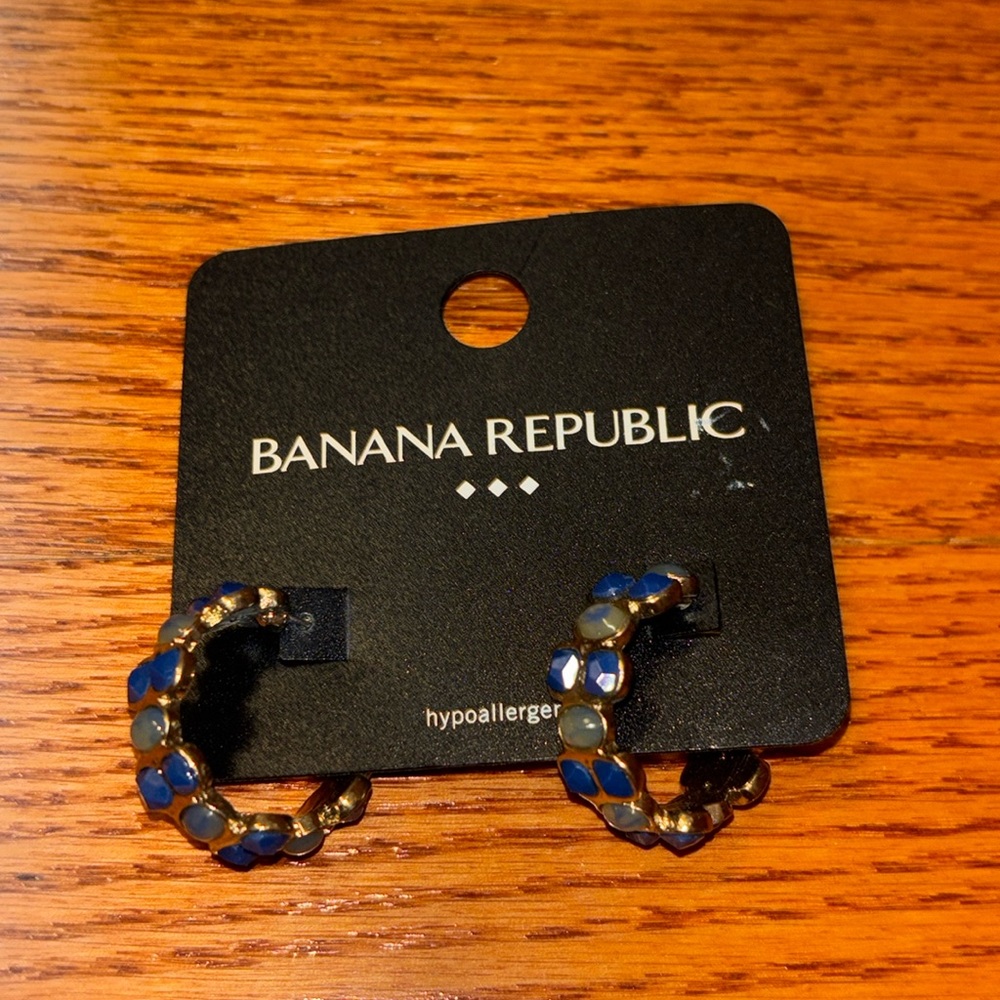 NEW Banana Republic Gold Turquoise Blue Stone Stud Hoop Earrings Gold Tone - Picture 7 of 10